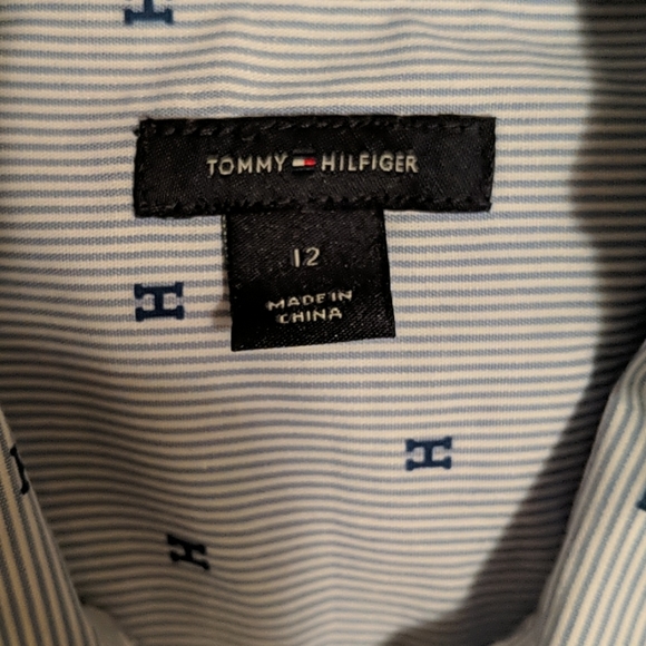 Tommy Hilfiger Long Sleeve DressShirt - Picture 3 of 3